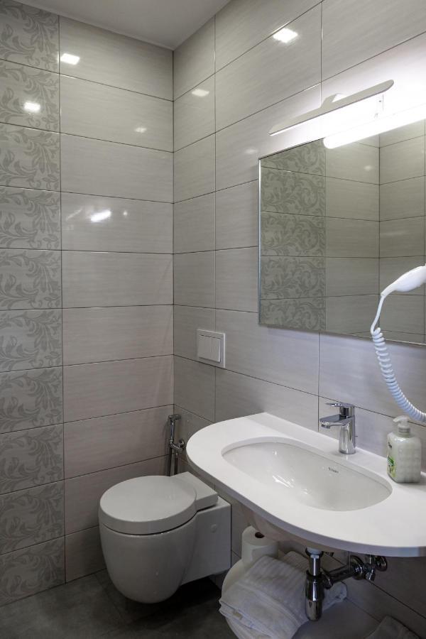 Amica Geniale Hotel Nápoly Kültér fotó